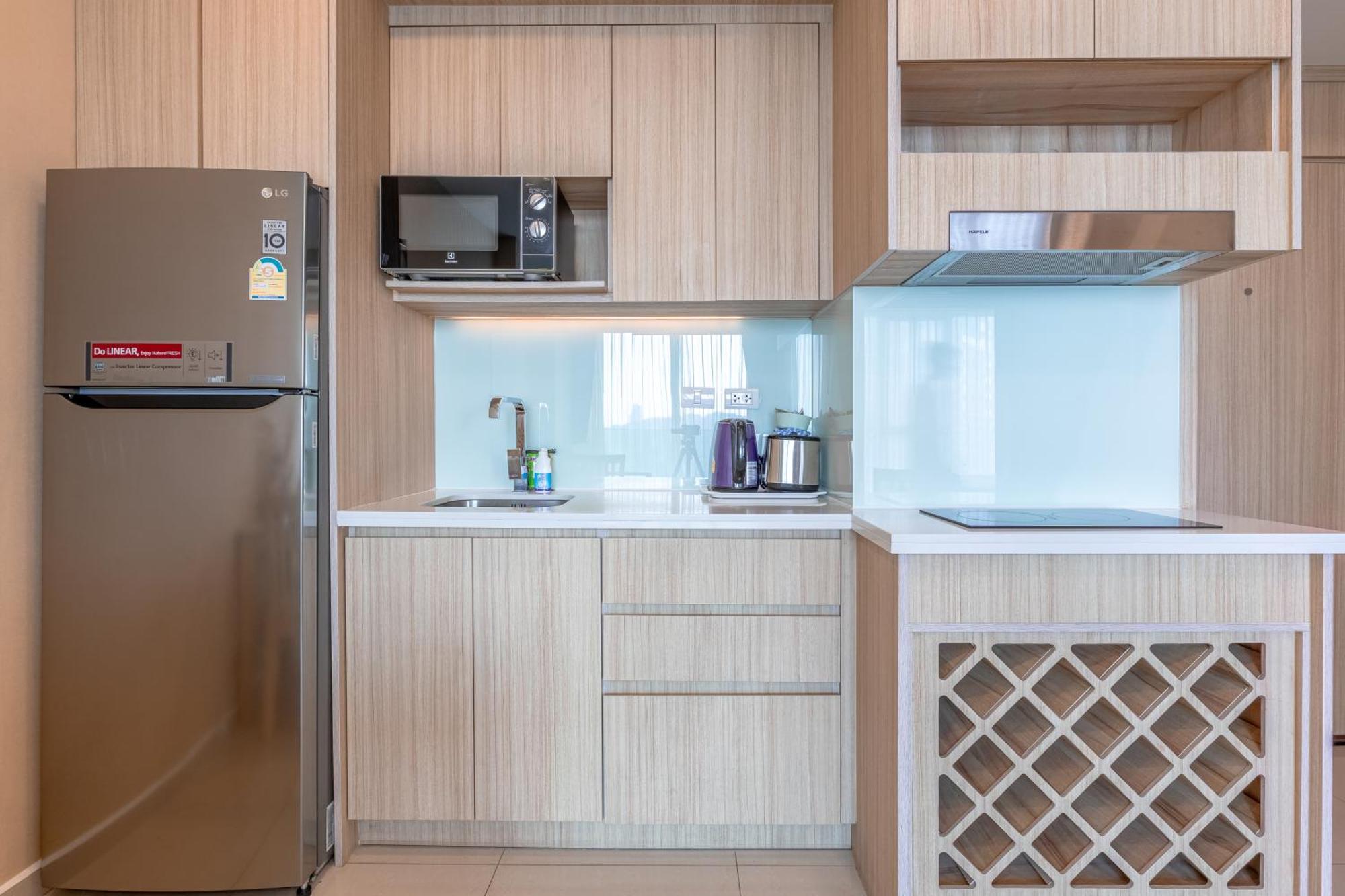 City Garden Tower By Pattaya Holiday Екстериор снимка