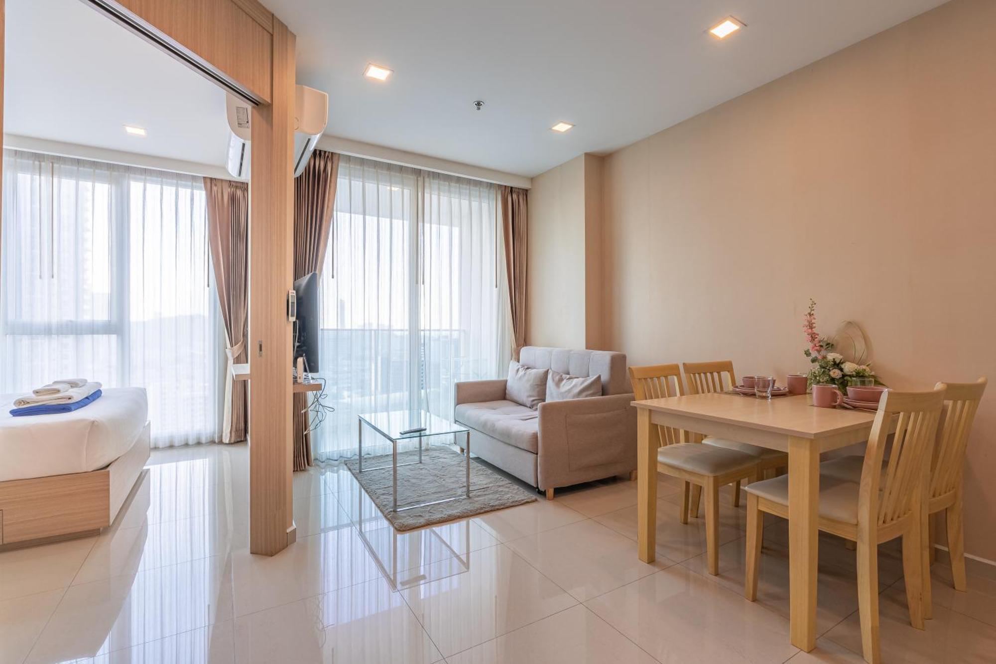 City Garden Tower By Pattaya Holiday Екстериор снимка